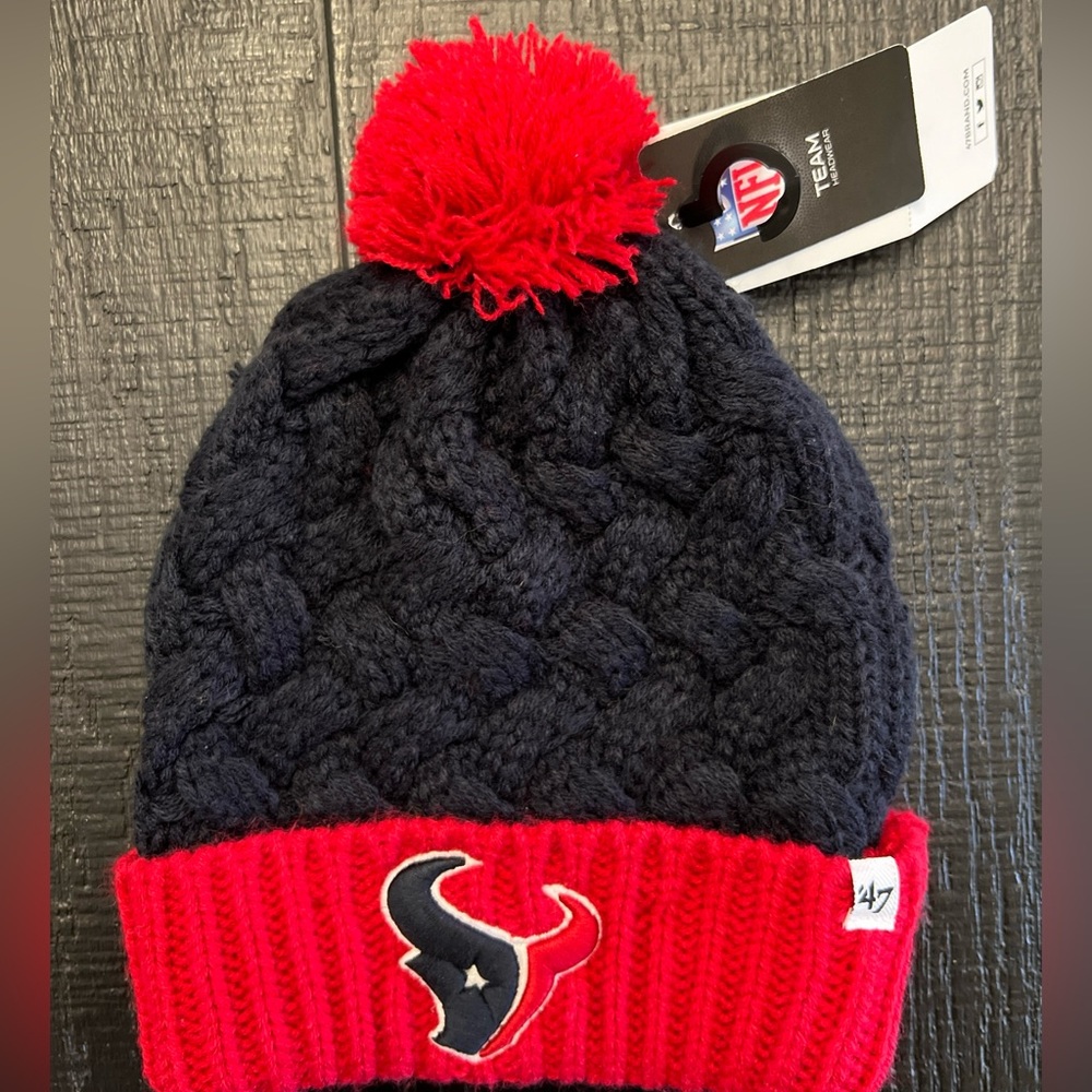 Womens Houston Texans Pompom Beanie NWT NFL Red OS